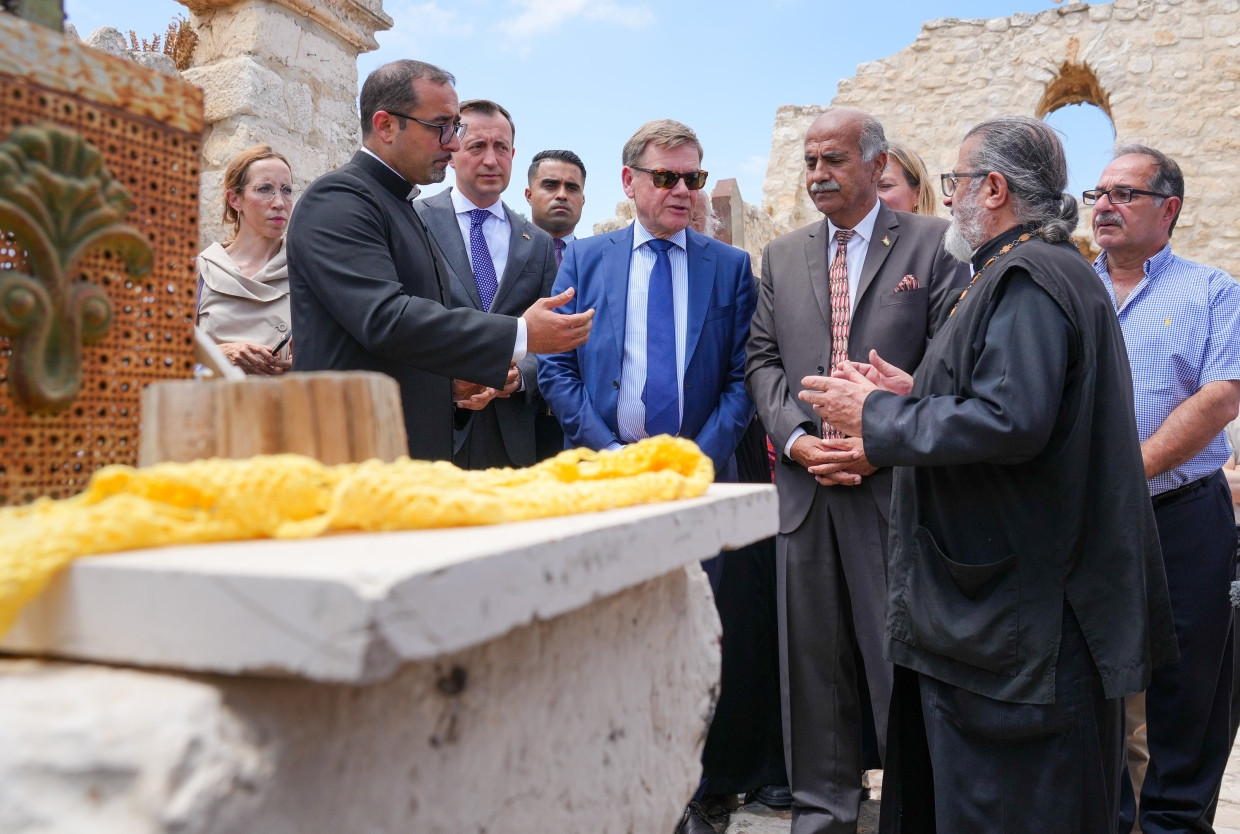 Wadephul bei seinem Besuch in Taybeh im Westjordanland