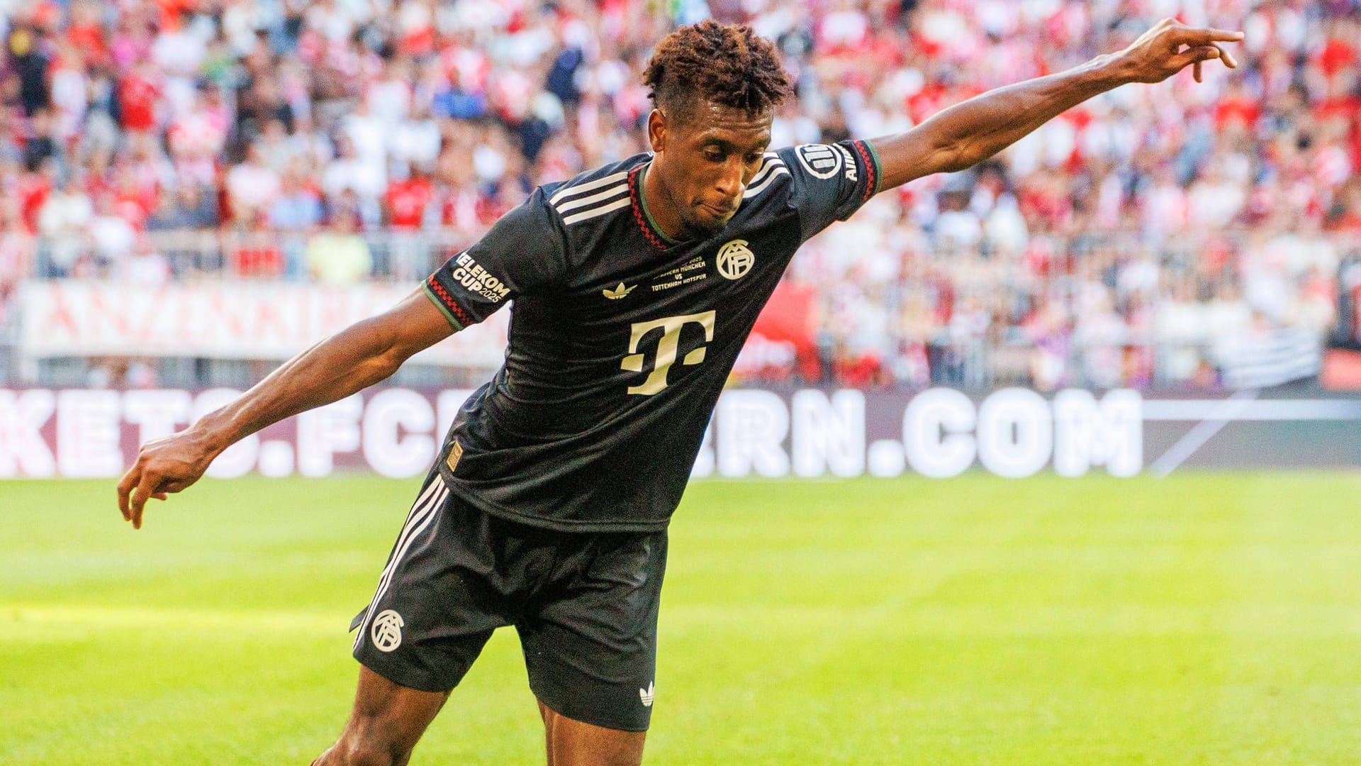 Kingsley Coman: Seit 2015 trägt er das Trikot des FC Bayern München.