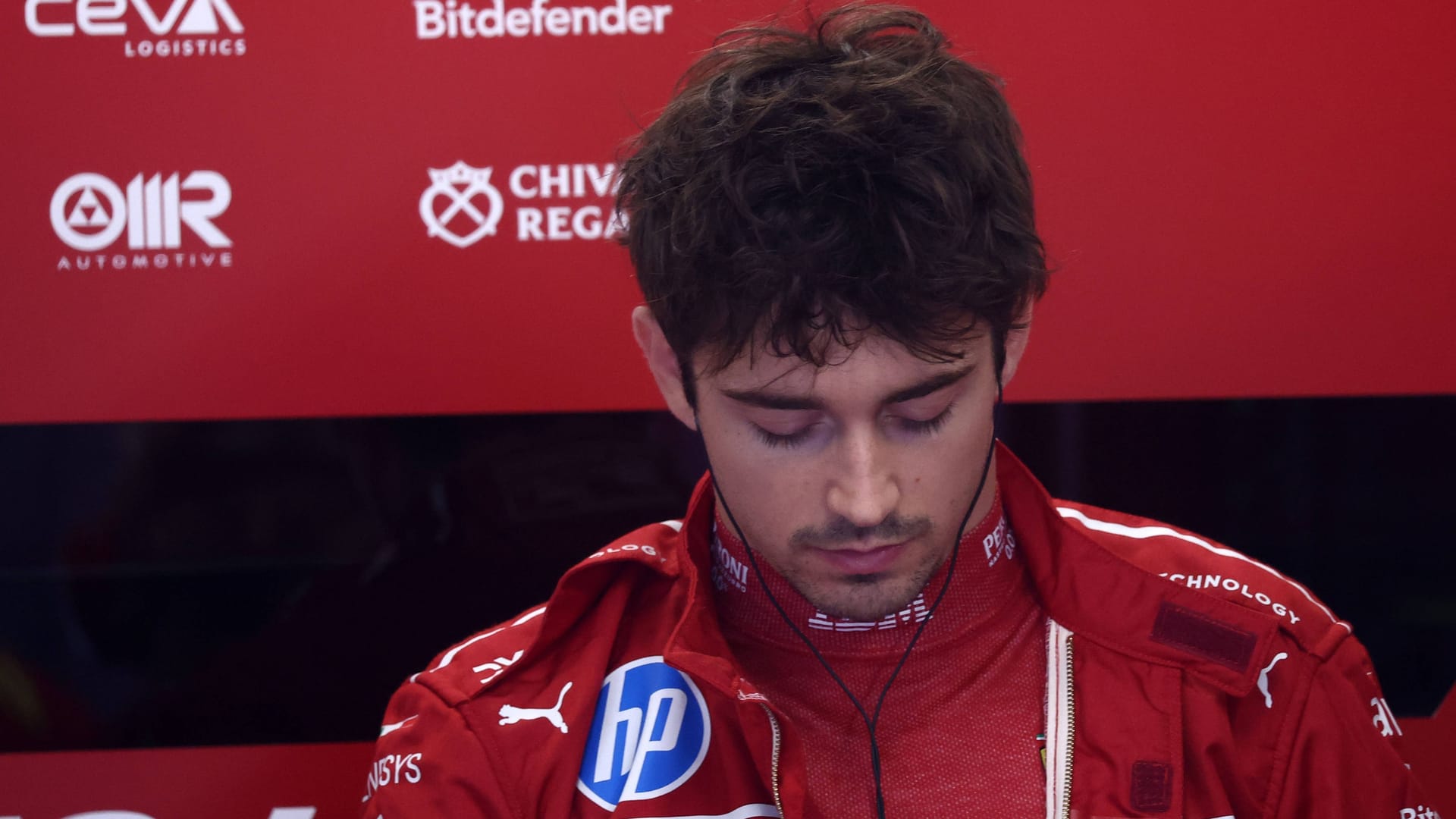 Enttäuscht: Charles Leclerc erlebte nach starkem Qualifying kein gutes Rennen in Ungarn. Enttäuscht: Charles Leclerc erlebte nach starkem Qualifying kein gutes Rennen in Ungarn.