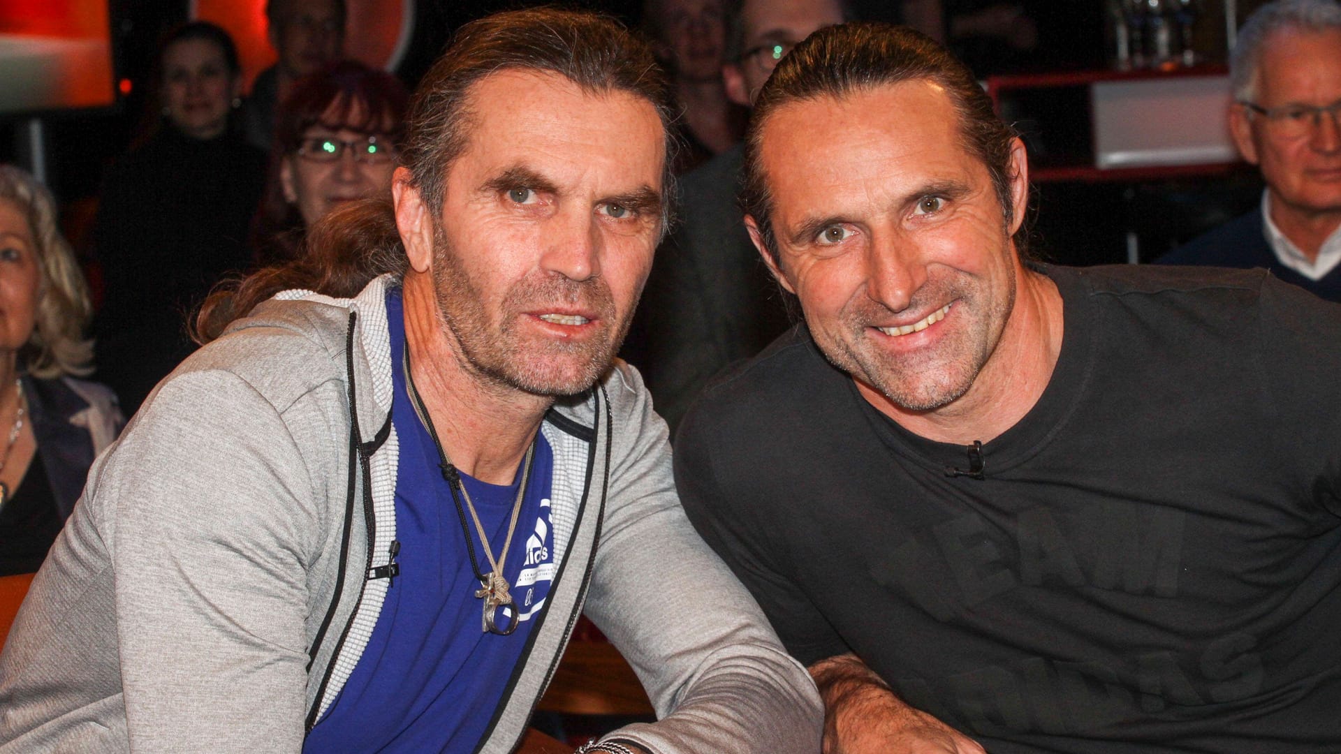 Thomas Huber (l.) mit seinem Bruder Alexander Huber: Die Extrembergsteiger sind als "Huberbuam" bekannt. Thomas Huber (l.) mit seinem Bruder Alexander Huber: Die Extrembergsteiger sind als "Huberbuam" bekannt.