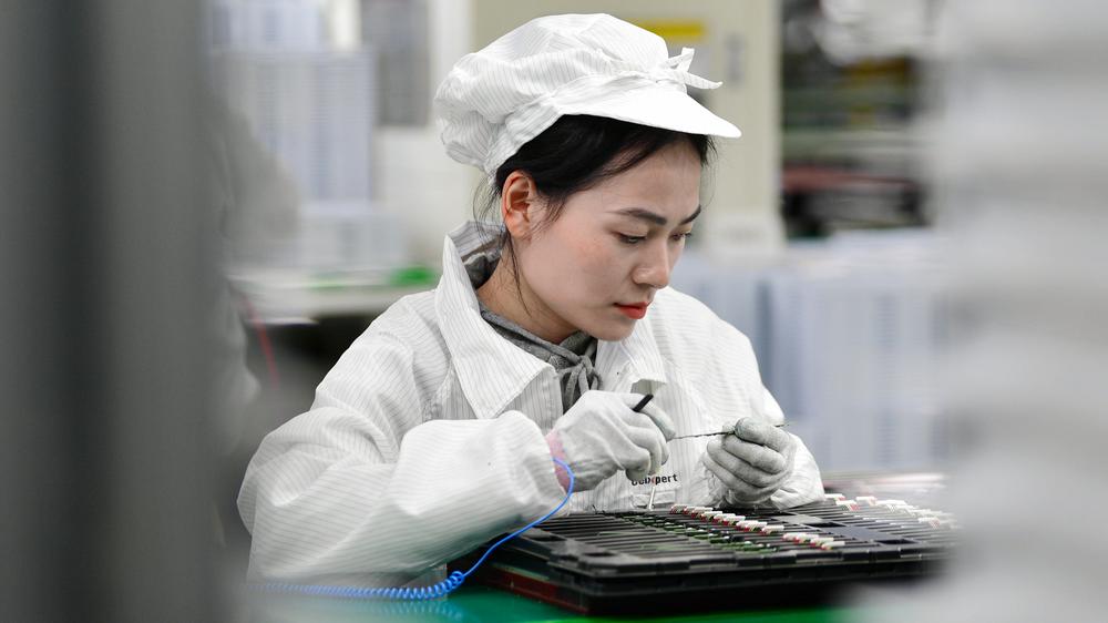 Philipp Böing: "China hat sich von der Werkbank der Welt zum Innovationsstandort entwickelt", sagt Innovationsforscher Philipp Böing.