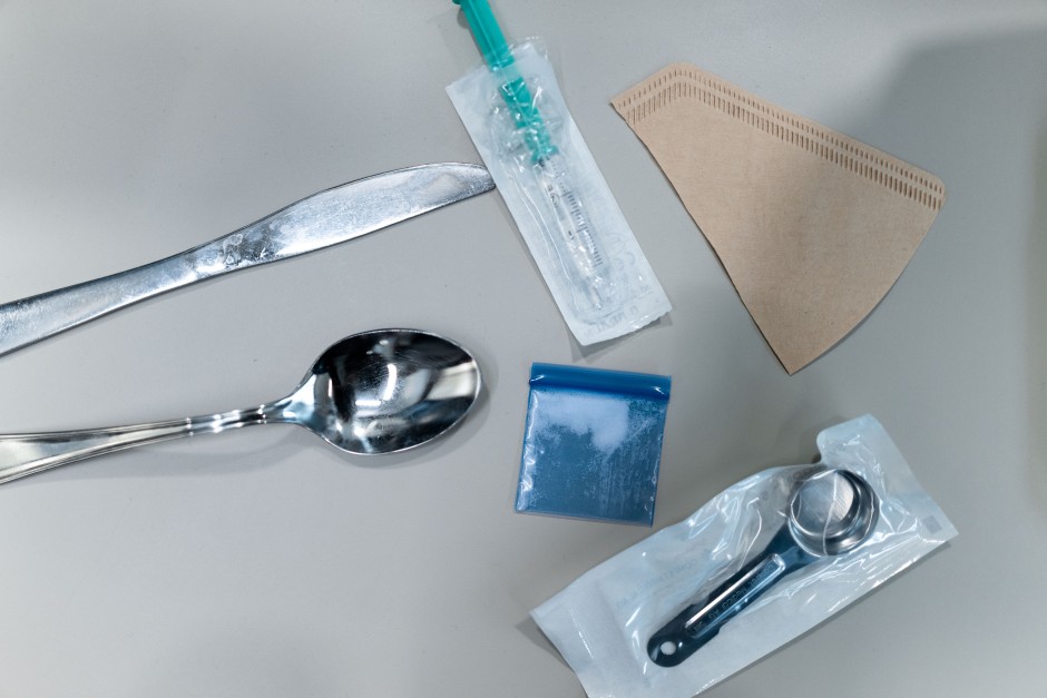 Besteck für die Verarbeitung von Crack – unter Aufsicht und hygienischen Verhältnissen