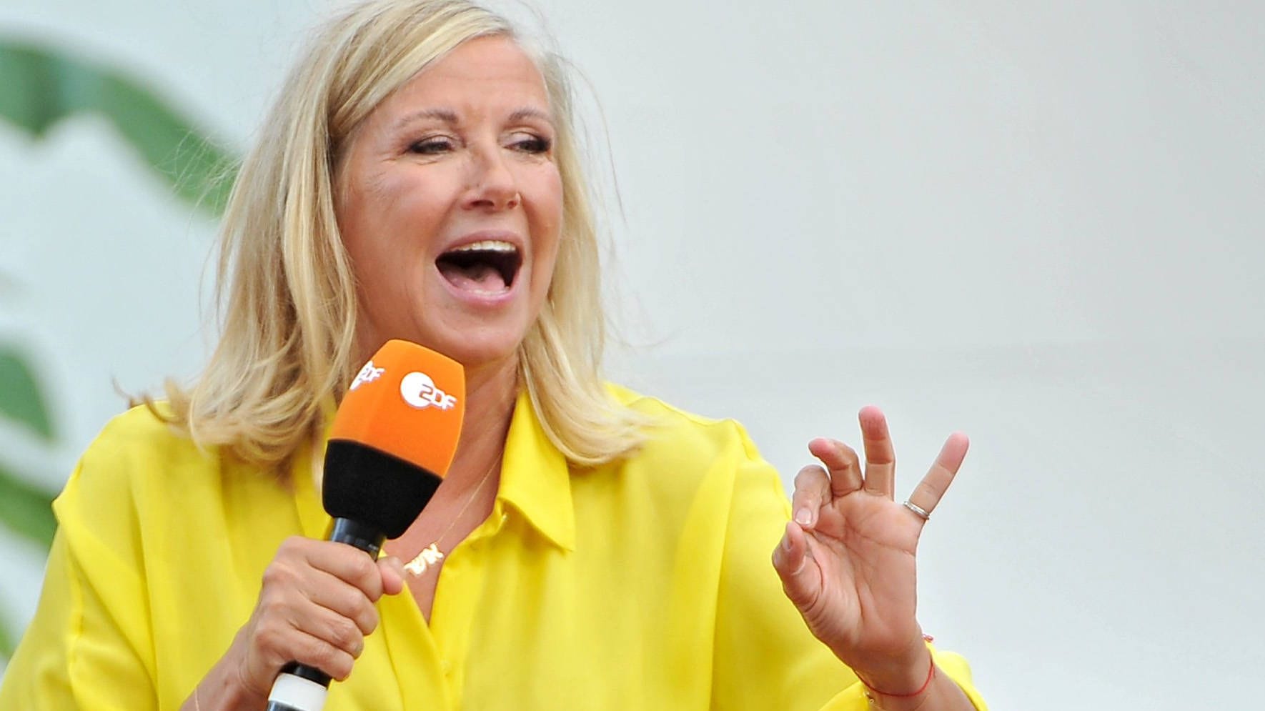 Andrea Kiewel: Am Sonntag stand sie nicht wie sonst vor der Karmea für den "ZDF-Fernsehgarten".